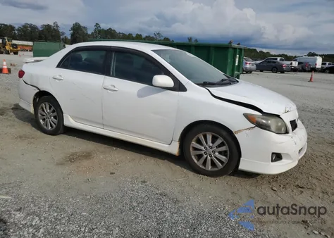 2010 Toyota Corolla Base z USA, uszkodzony, nr VIN 1NXBU4EE4AZ350164
